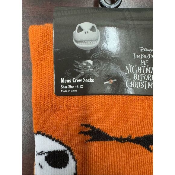 NWT The Nightmare Before Christmas Mens Crew Socks - Picture 2 of 3